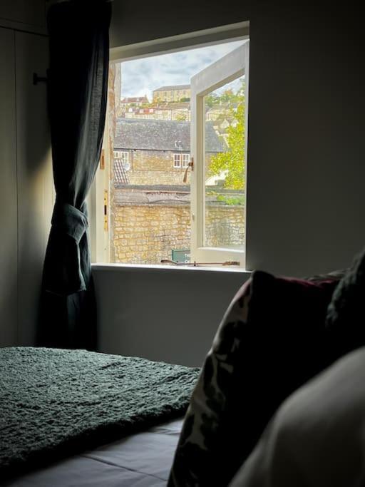 Period Apartment, Great Views, In Heart Of Town. Bradford-On-Avon Esterno foto