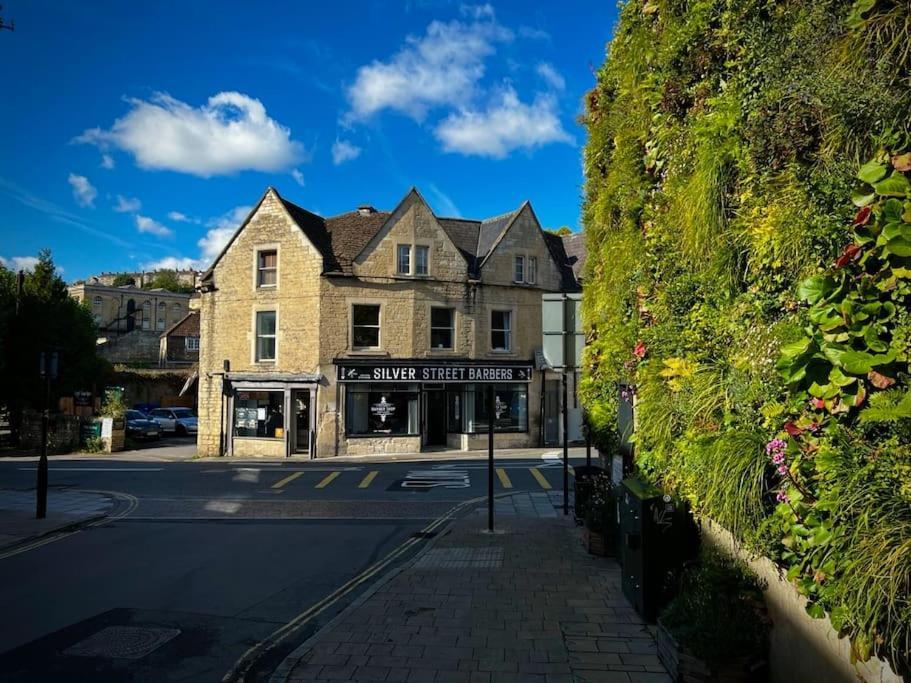 Period Apartment, Great Views, In Heart Of Town. Bradford-On-Avon Esterno foto